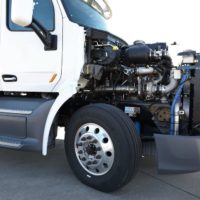 Perché i camion hanno solo motori diesel? Perché i veicoli pesanti utilizzano motori diesel?