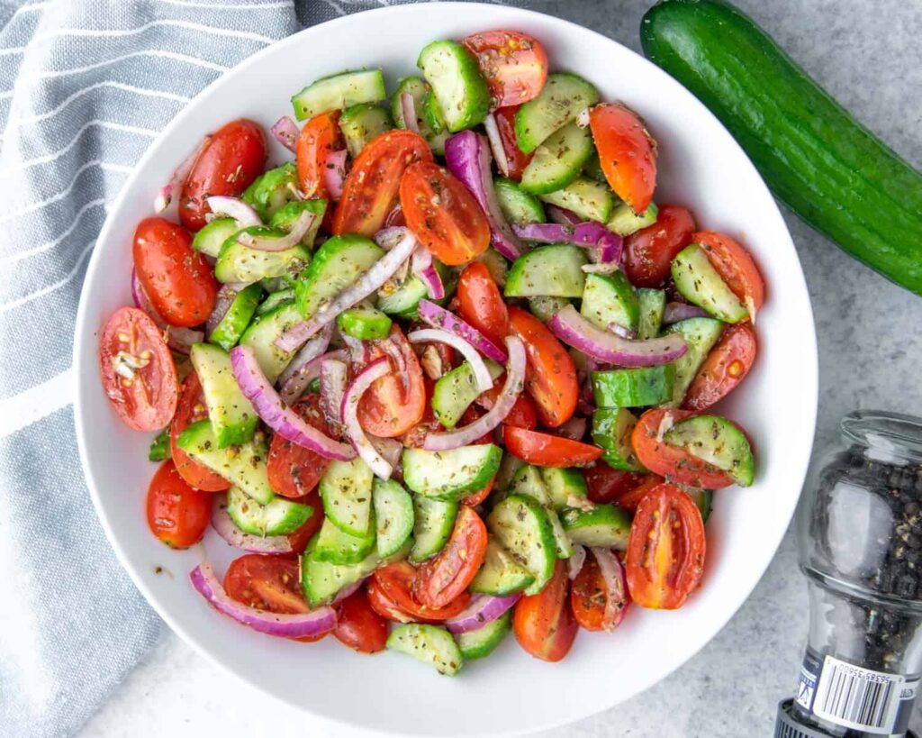 Cetrioli e Pomodori in insalata