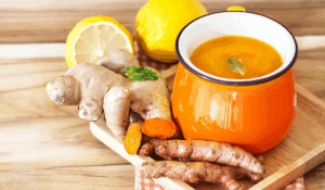 Scopri il potere benefico dell’infuso di zenzero e limone: la tua ricetta per una vita piena di vitalità
